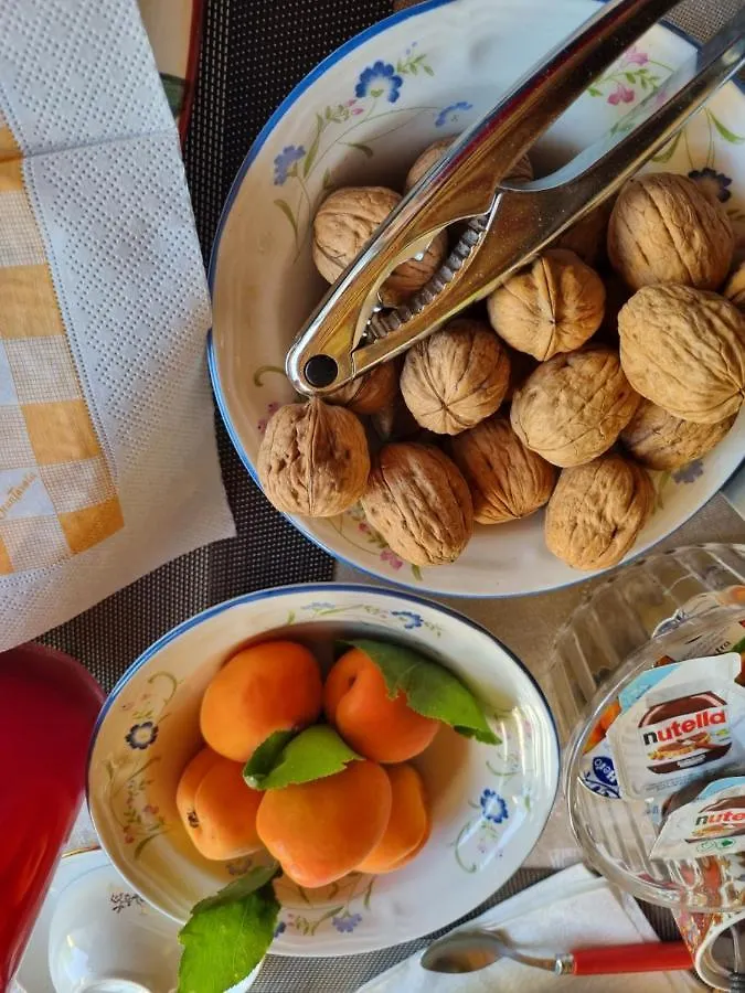 A Collodi Io & Mamma100 M Dal Parco Di Pinocchio Bed & Breakfast