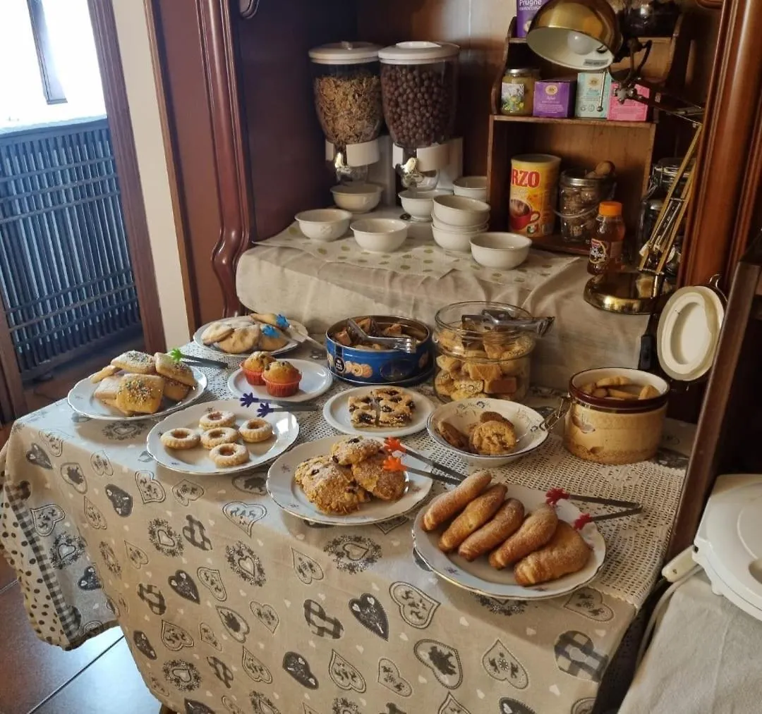 A Collodi Io & Mamma100 M Dal Parco Di Pinocchio Bed & Breakfast